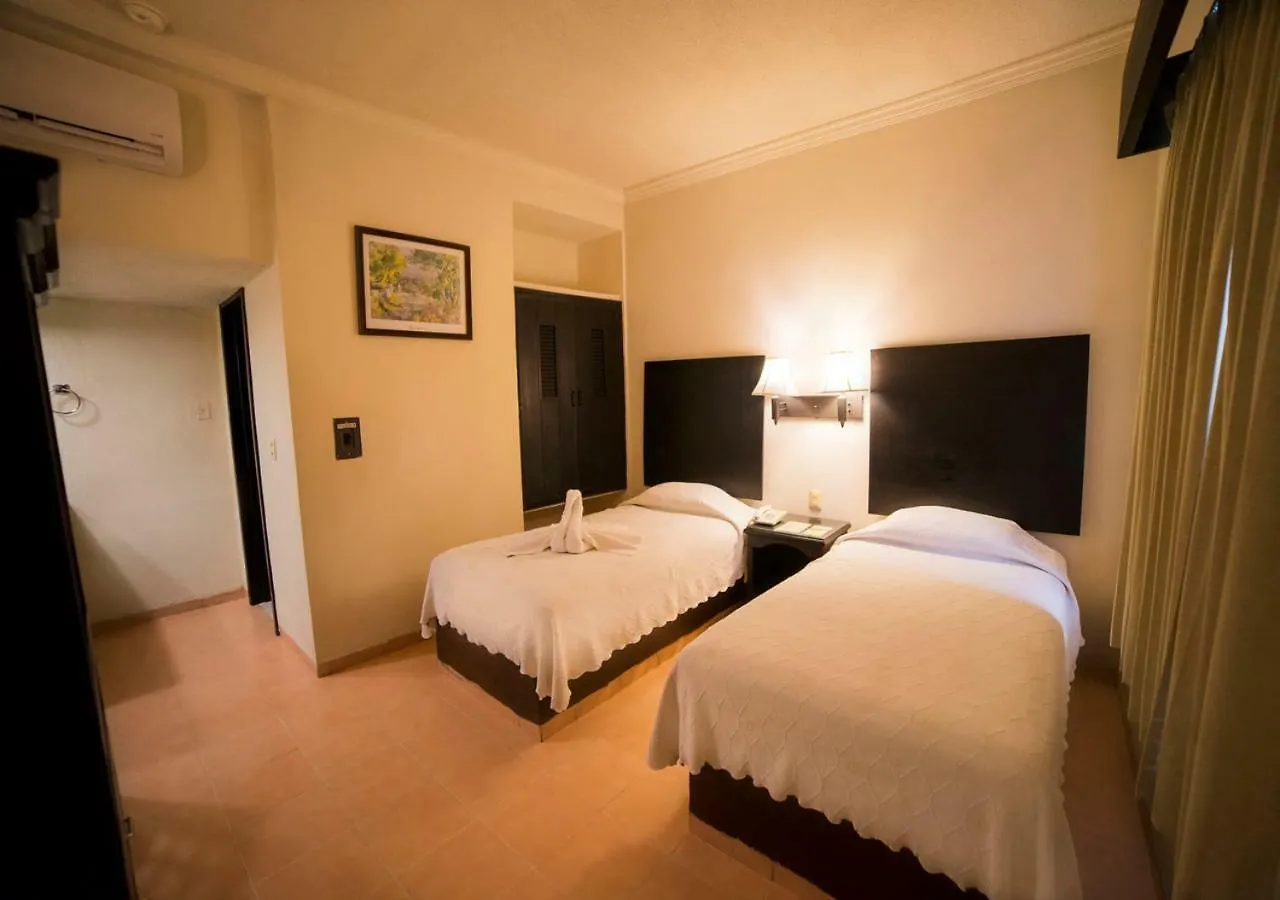***  Hotel Marlon Chetumal Mexico